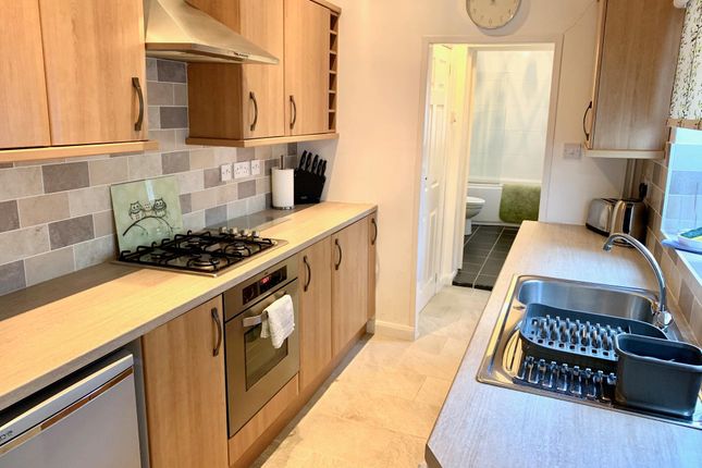 Thumbnail Flat to rent in Burton Road, Lincoln