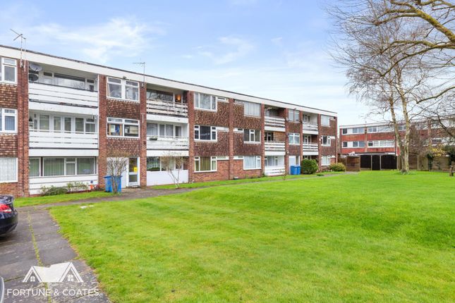 Thumbnail Flat for sale in Priory Court, Harlow