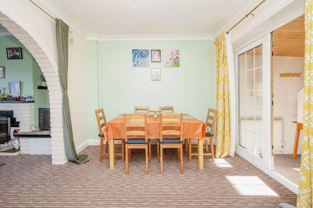 End terrace house for sale in Jellicoe Road, Great Yarmouth