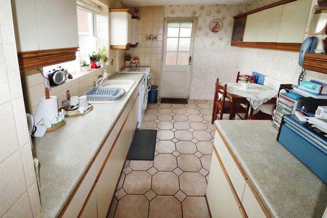 End terrace house for sale in Acacia Road, Nuneaton