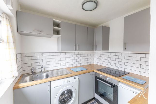 57b, Rowanfield Road, Cheltenham photo 2