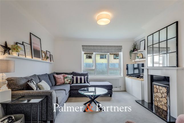 22, Charnwood Avenue, Essex photo 4