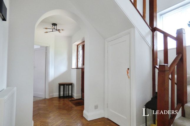Orchard Cottage, Toddington Lane, Wick photo 4