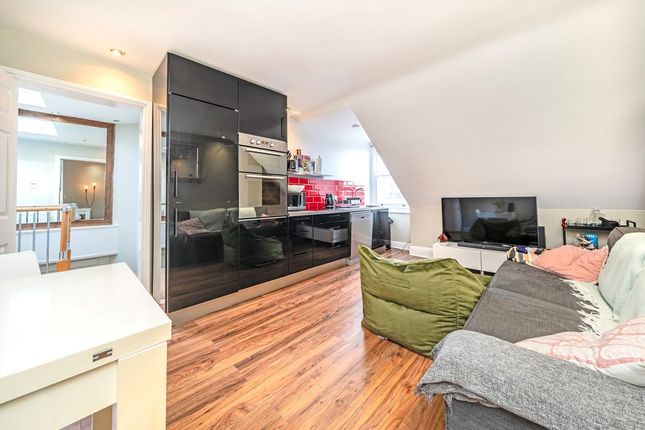 Flat 5, 23, Sinclair Road, London photo 2