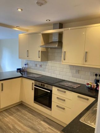 3 bed terraced house to rent in Abbots Court, Stoke Road, Hoo, Rochester ME3
