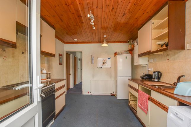 18, Crossby Close, Brentwood photo 4