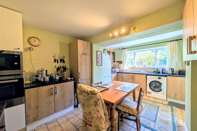 Fern Cottage, High Street, Lydney photo 3