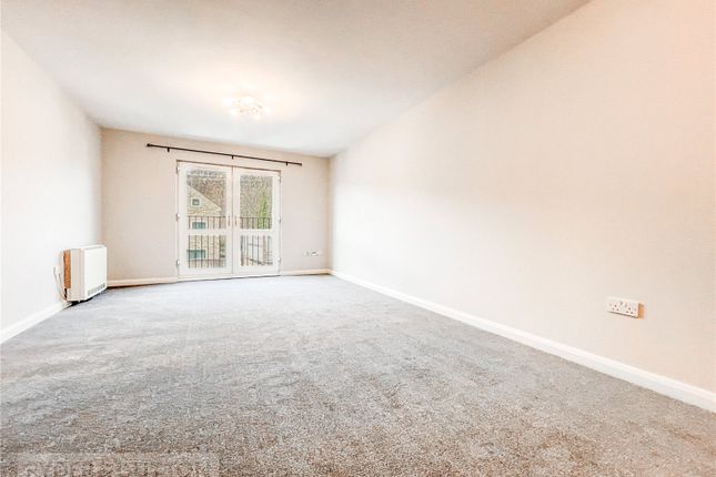 5, Village Manor, Uppermill photo 2