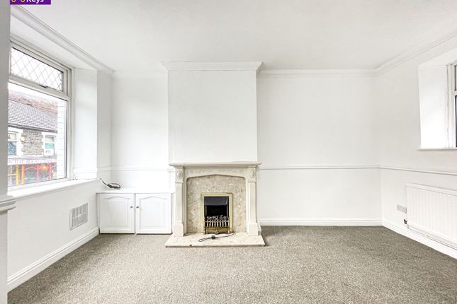 18 Duffryn Terrace, New Tredegar photo 4