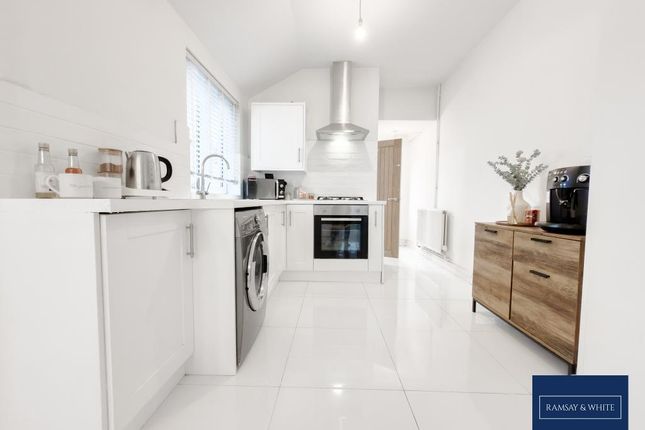 25, Holly Terrace, Merthyr Tydfil photo 4