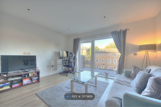 Knowles Court Brumwell Avenue, London photo 5