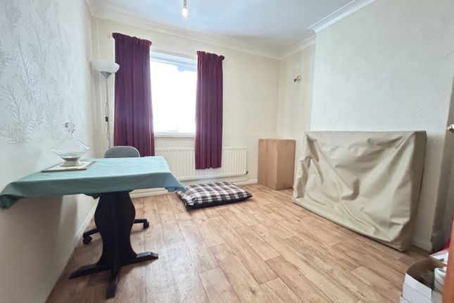 4, Passfield Square, Durham photo 3