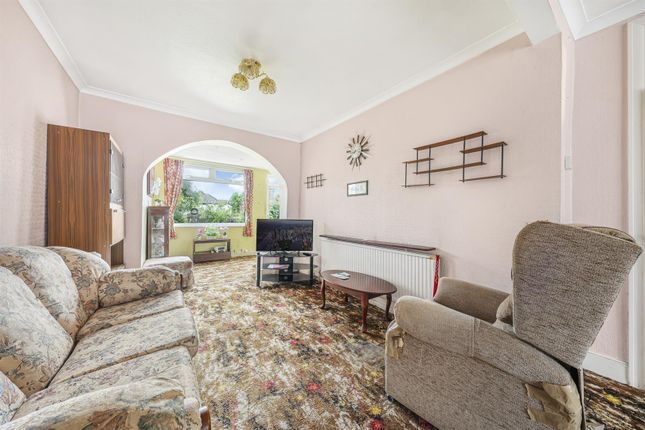 49, Cherrydown Close, London photo 4
