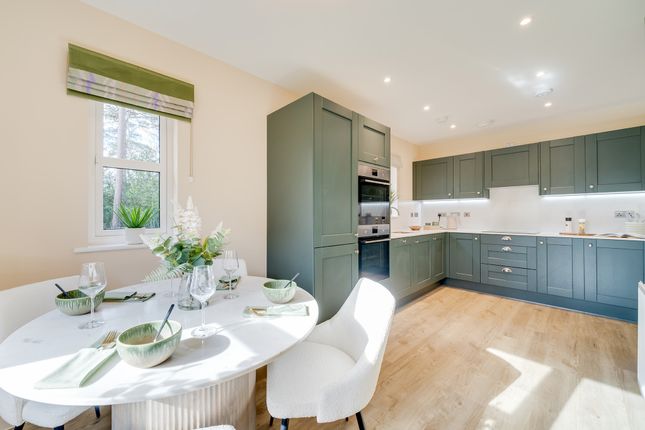 41, Woodlands Lane, Windlesham photo 2