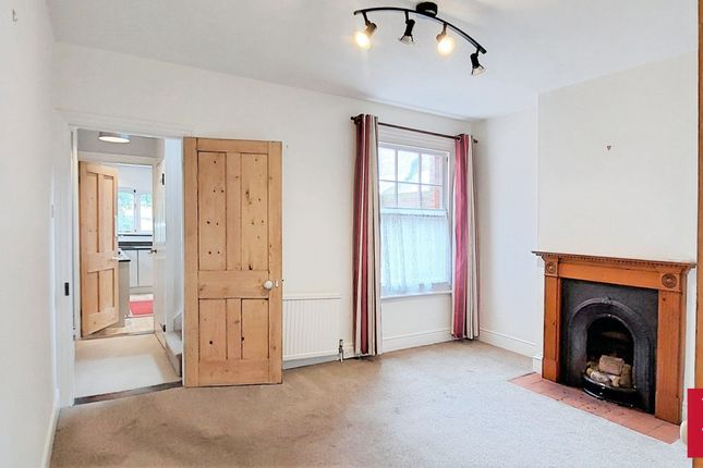 22, South Primrose Hill, Chelmsford, Essex photo 3