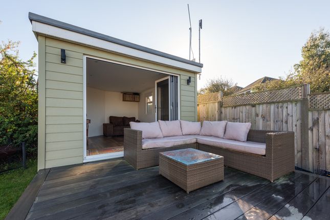 4 St. Davids Close, Whitstable photo 4