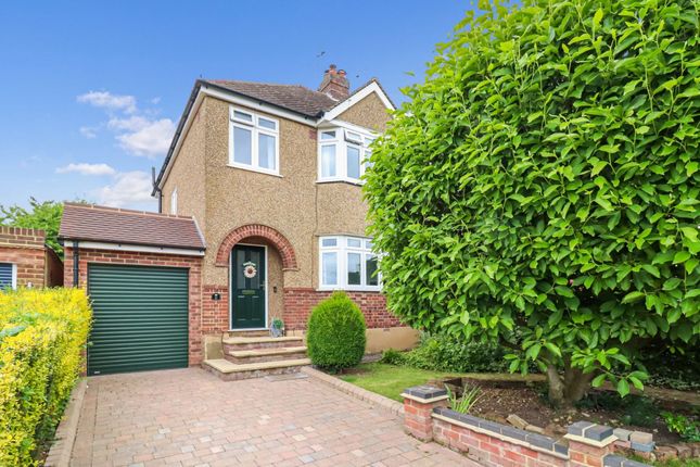 Thumbnail Semi-detached house to rent in Rosecroft Drive, Watford