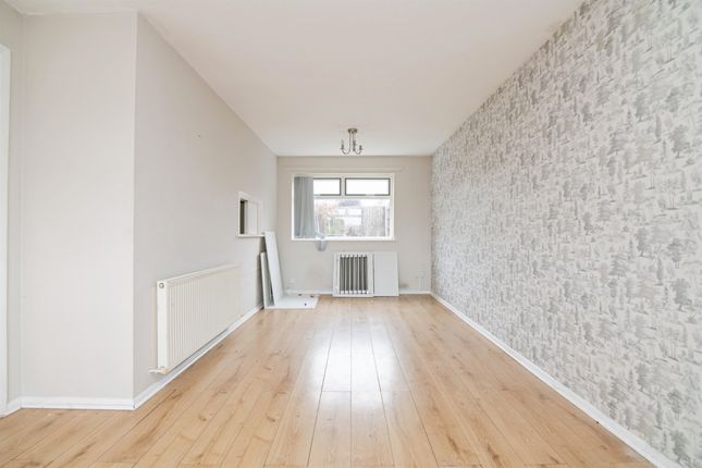 20, Mills Walk, Tipton photo 3