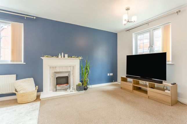 11, James Stephens Way, Chepstow photo 4