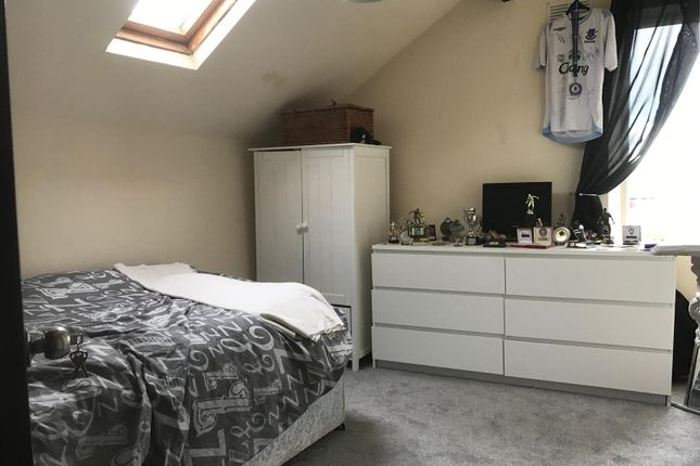End terrace house to rent in Recreation Place, Leeds