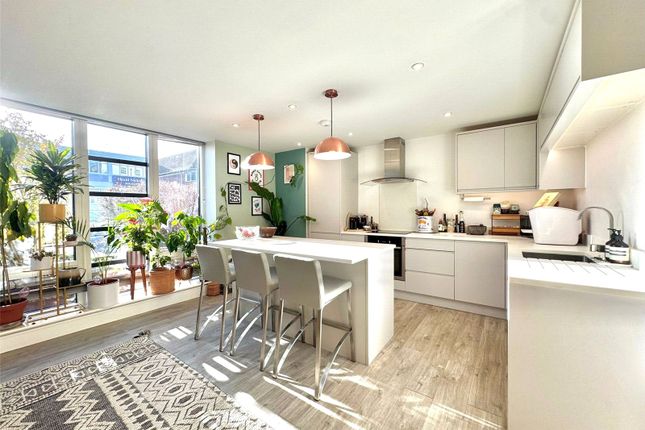 Flat 1, The Barbican,, East Street, Surrey photo 2