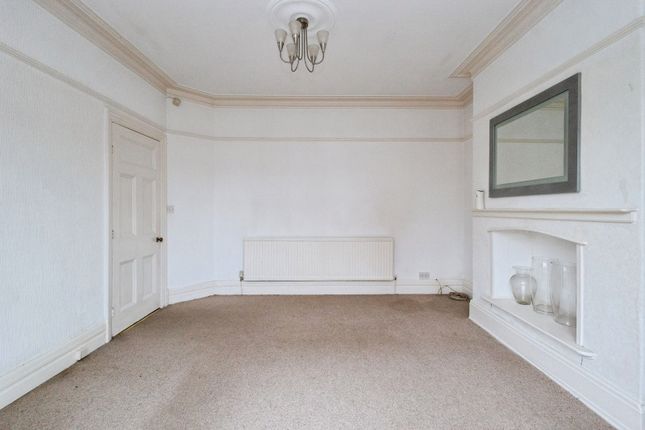 12, Elmsmere Road, Manchester photo 2