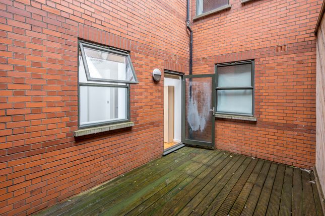 81, fieldgate street, aldgate east photo 5
