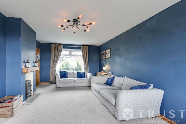 31 Cresswell Lane, Dewsbury photo 4