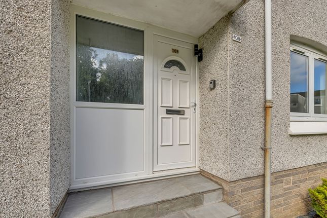 109 Spateston Road, Johnstone photo 2