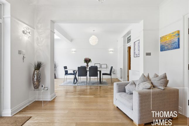 10, Downes Court, London photo 4