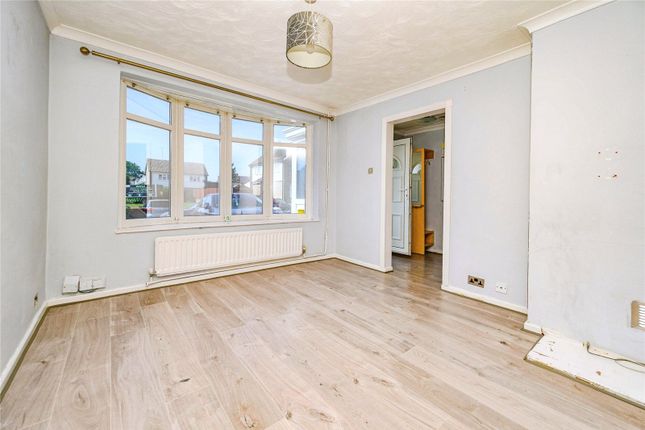 92, Leaf Road, Dunstable photo 4