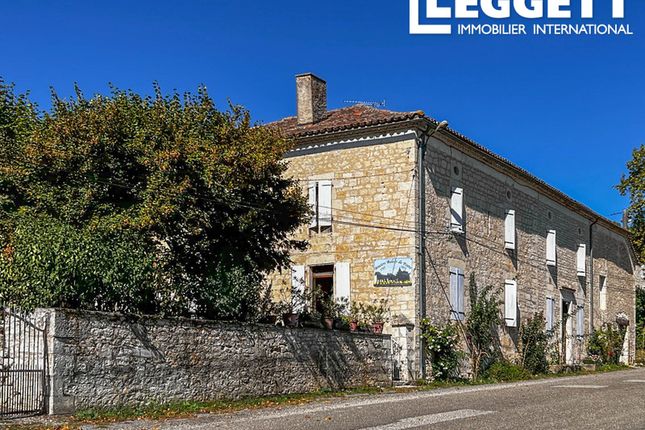 Thumbnail Villa for sale in Montpezat-De-Quercy, Tarn-Et-Garonne, Occitanie