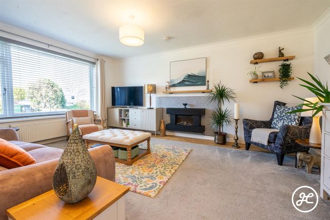 10, Meadow Gardens, Bridgwater photo 3