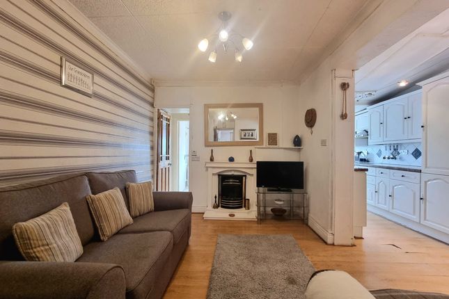 56 Alexandra Road, Bridgend photo 3