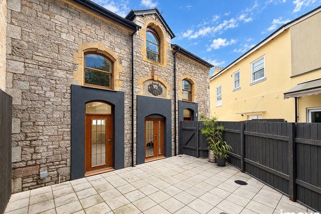 The Rocky Bay, 28 Park Hill Road, Torquay photo 4