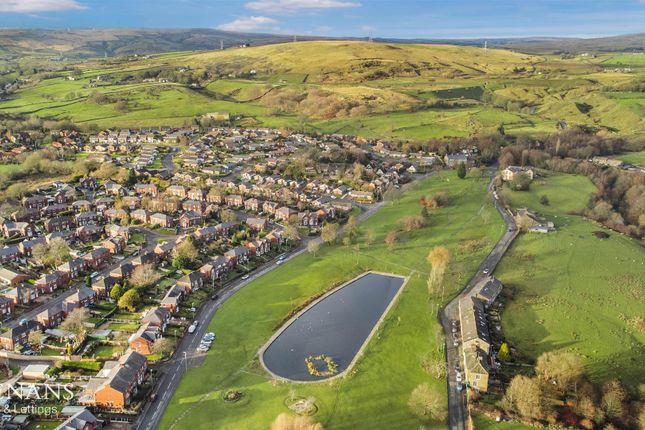 69, Wood Hey Grove, Syke, Rochdale photo 2