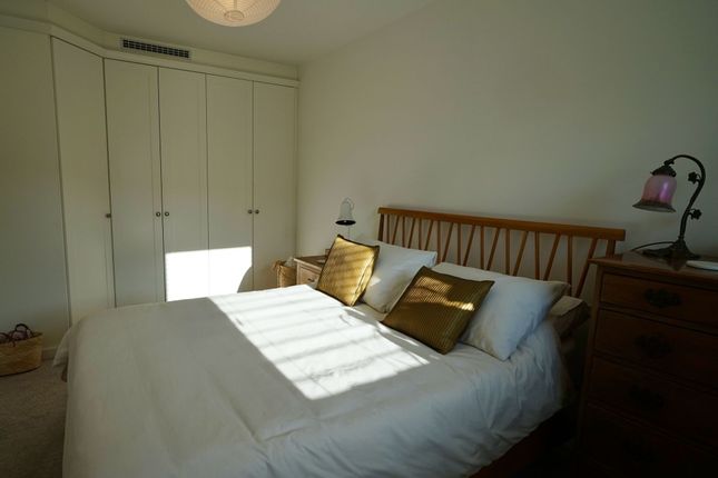 22490589-5283-4277-8098-4Bb153d2A1Bc