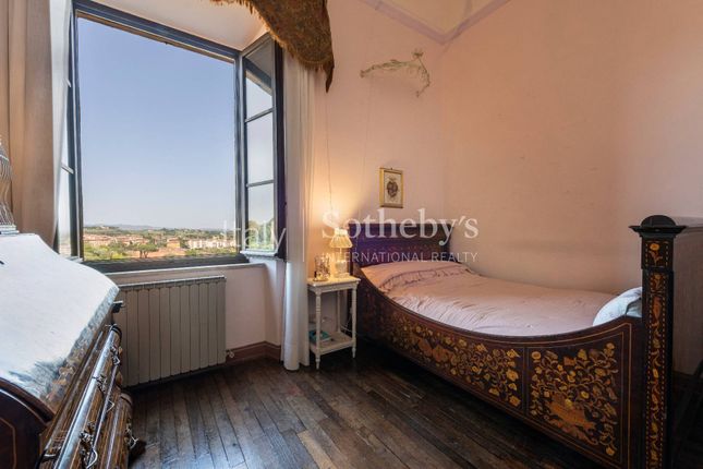 Apartment for sale in Piazza Del Campo, Siena, Toscana