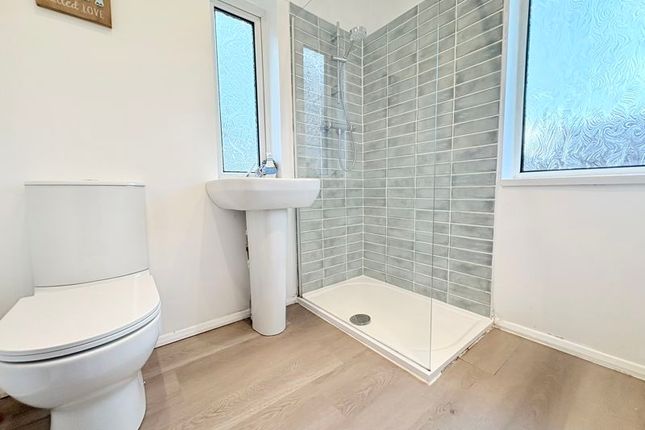 69, Appletree Gardens, Whitley Bay photo 4