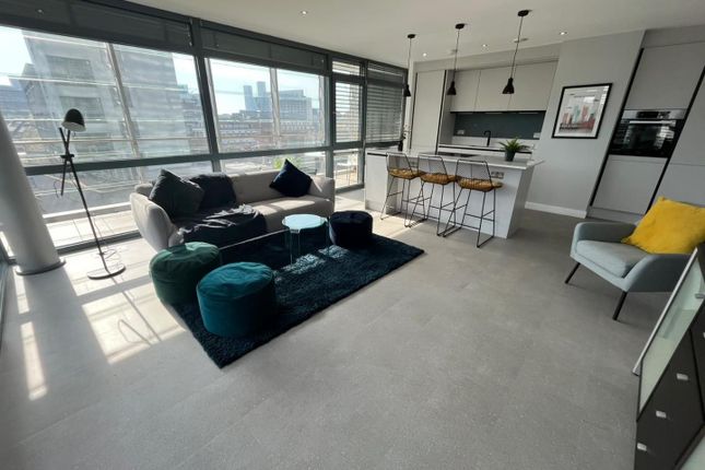 Flat 401, 1 Deansgate, Manchester photo 2