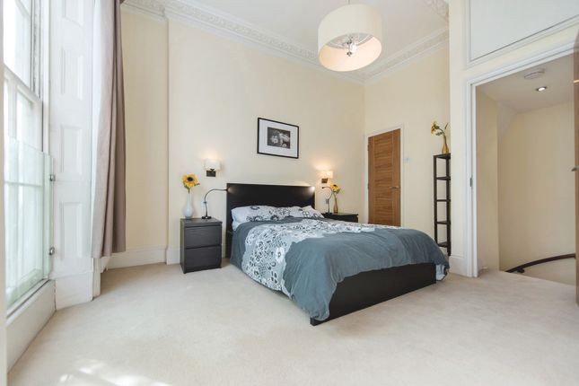 Flat to rent in Albany Street, Camden, London