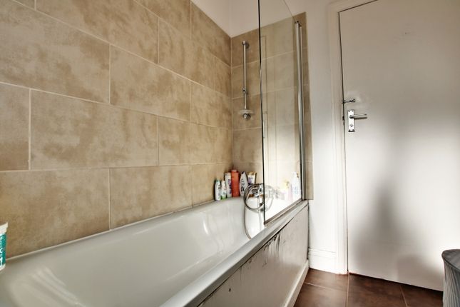 16 Hammelton Road, Bromley, Kent photo 3