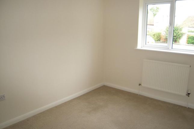 Town house to rent in The Pines, Worksop