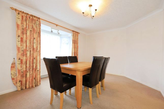 31, Summer Hill Avenue, Kidderminster photo 4