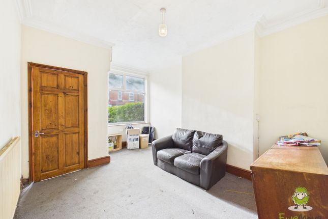 1067, Leek Road, Stoke-on-Trent photo 5