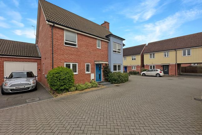 Thumbnail Link-detached house for sale in Redwing Close, Stanway, Colchester