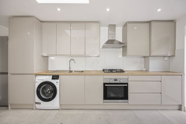 27, Hartington Road, London photo 2
