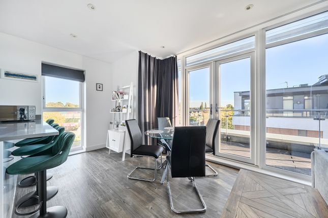 Flat 6, Hornbeam House,, Acer Grove, Woking photo 3