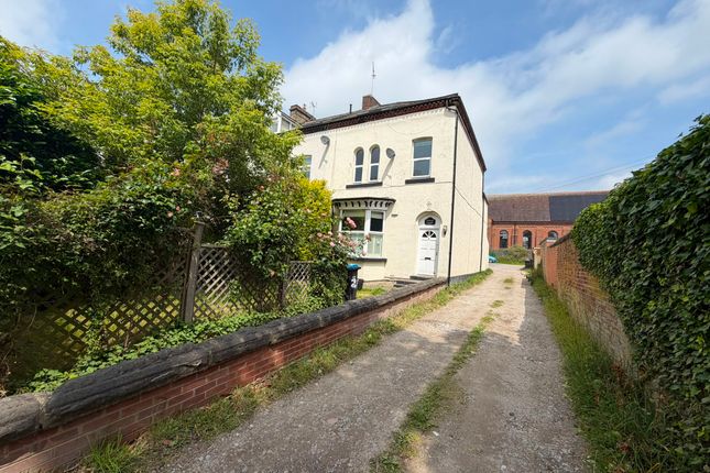 Flat 3, 2, The Avenue, Harrogate photo 2