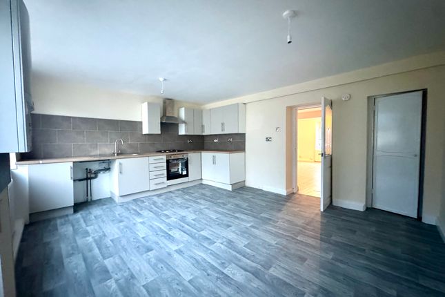 13 Mardy Terrace, Merthyr Tydfil photo 4